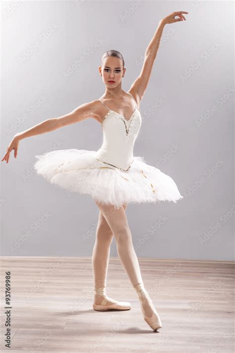 ballerina posing|Ballerina Pose Pictures, Images and Stock Photos.